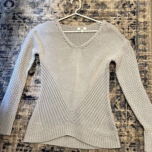 Brand: true craft  size: xs   Color:grey